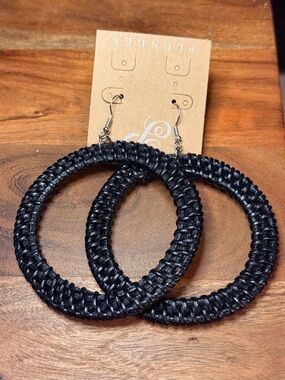 Plunder Black Woven Hoop Earrings - Textured Round Drop